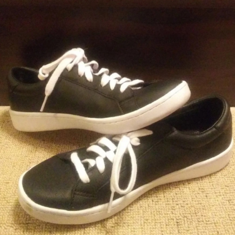 Keds Sneakers